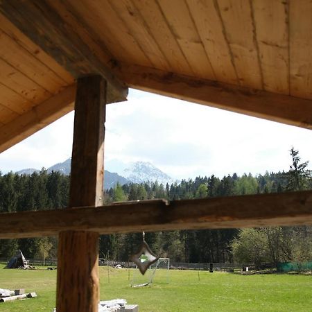 Holzjurten By Julka - Self Checkin Villa Finkenstein am Faaker See Buitenkant foto