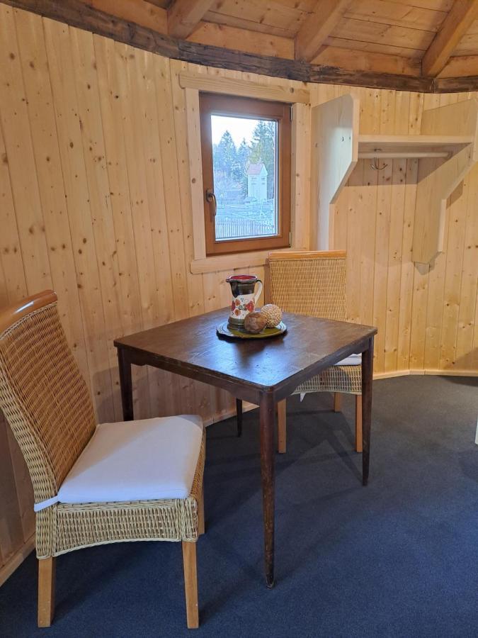 Holzjurten By Julka - Self Checkin Villa Finkenstein am Faaker See Buitenkant foto