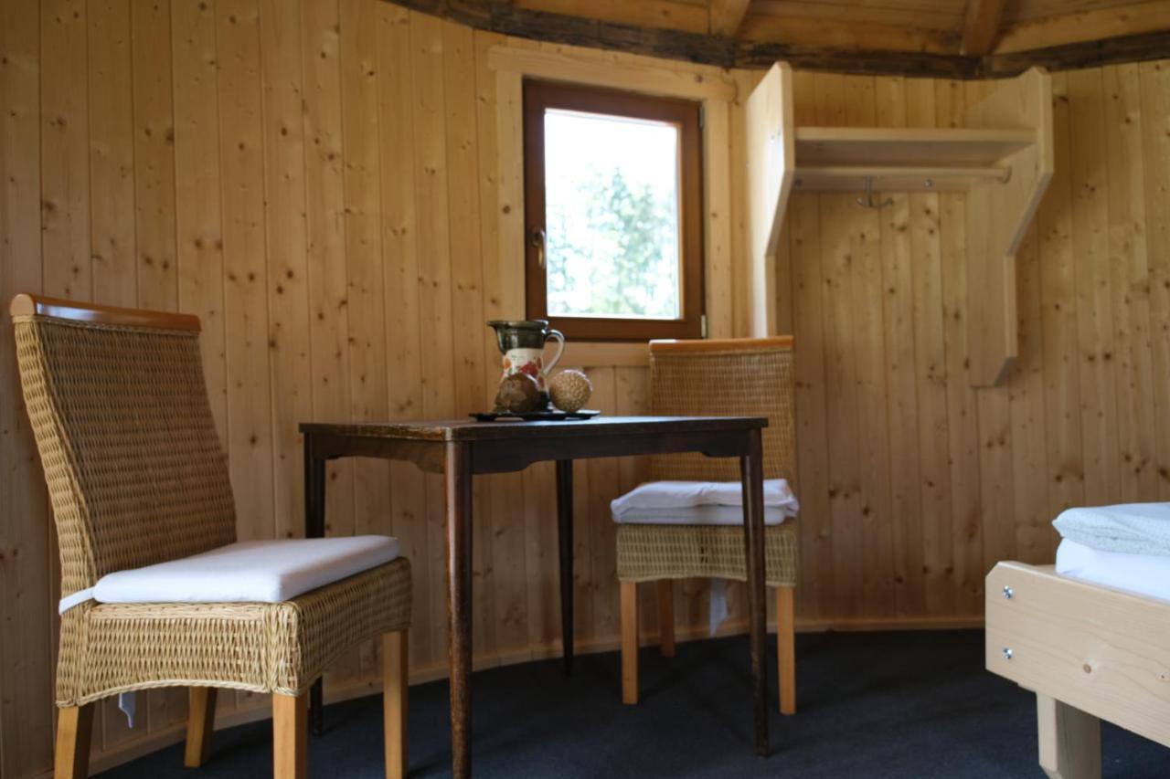 Holzjurten By Julka - Self Checkin Villa Finkenstein am Faaker See Buitenkant foto